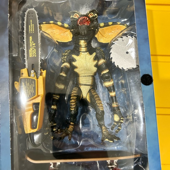 GREMLINS ULTIMATE STRIPE COLLECTIBLE IN BOX SEALED - Picture 3 of 4
